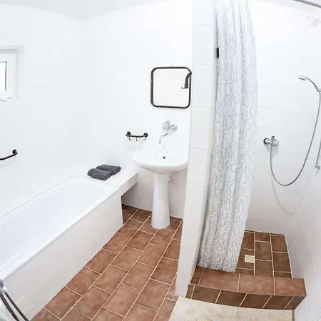 Na Vysluni Guest house *